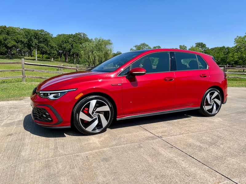 VW Golf GTI 2022, importado de Stuttgart a Sevilla